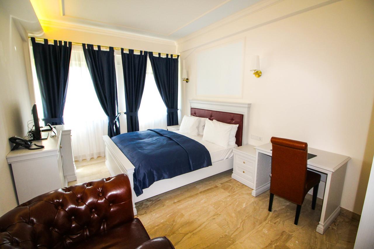 Отель Grand Palladium 4*